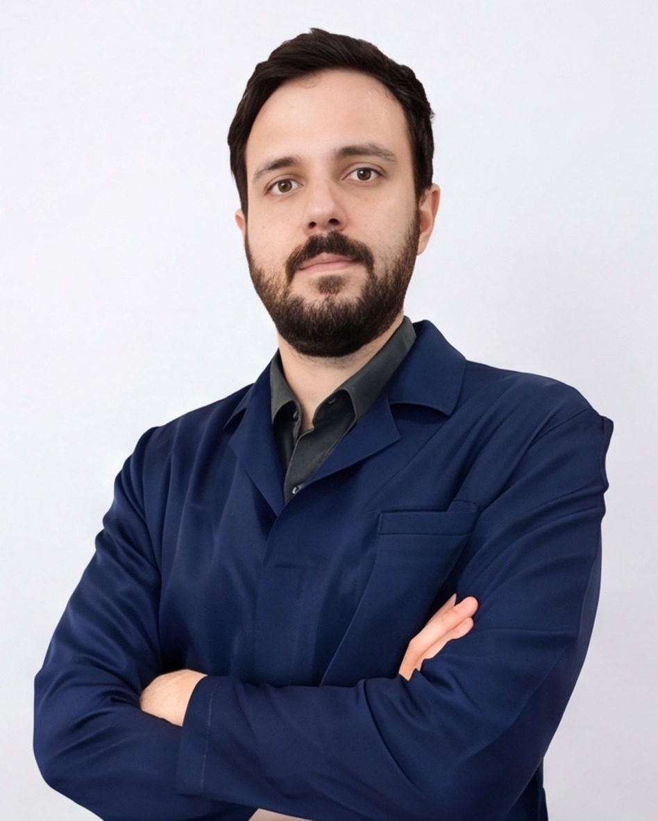 Dr. Lucas Nogueira